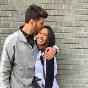 Meet your Posher, Alecsandra